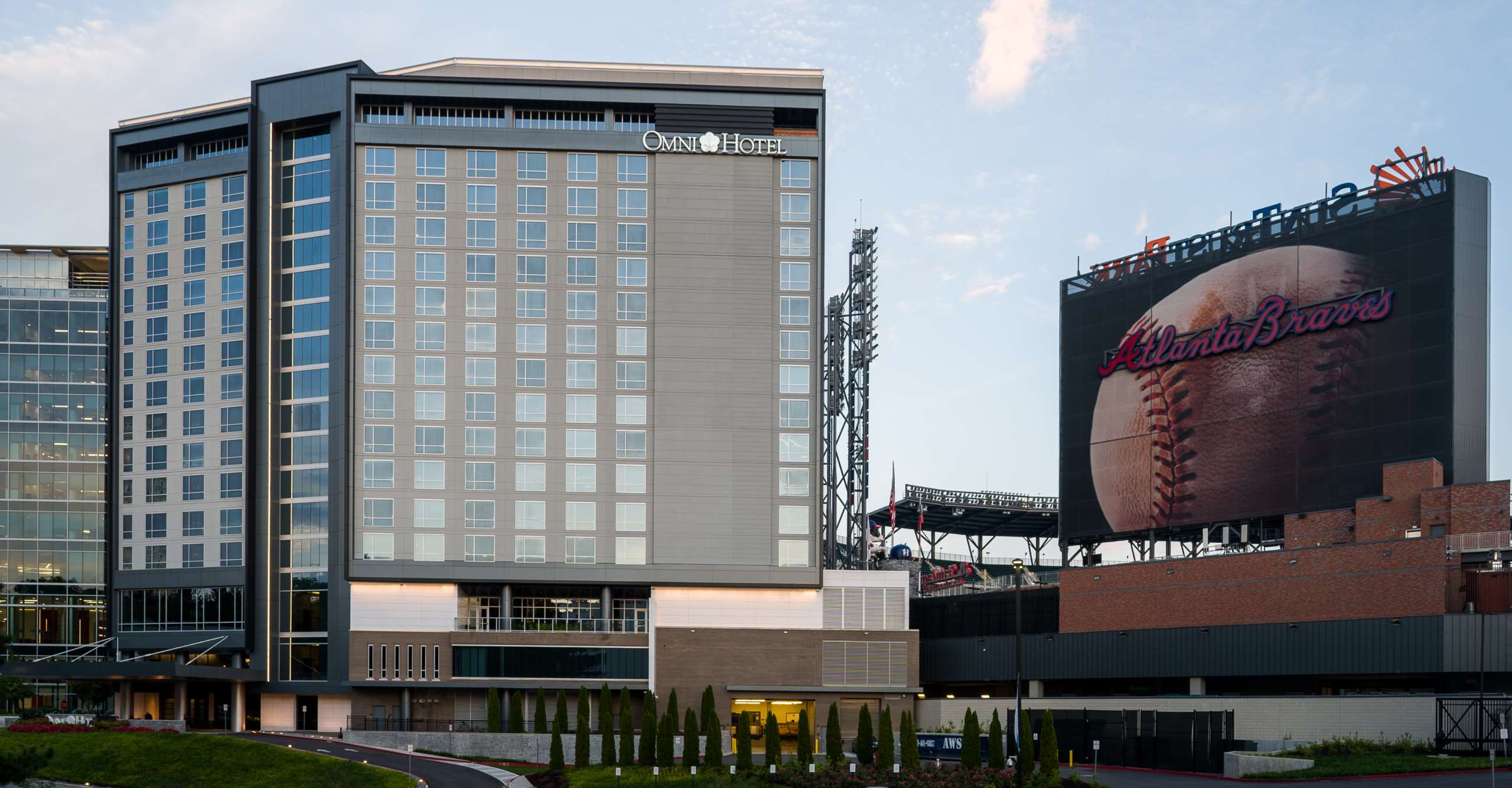 Atlanta Braves' Chop House baseball field seen from Omni Hotel at the  Battery district